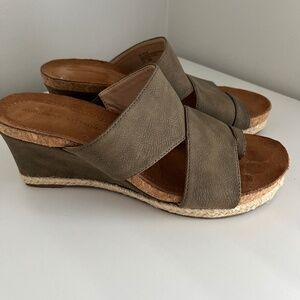 Sandal wedges